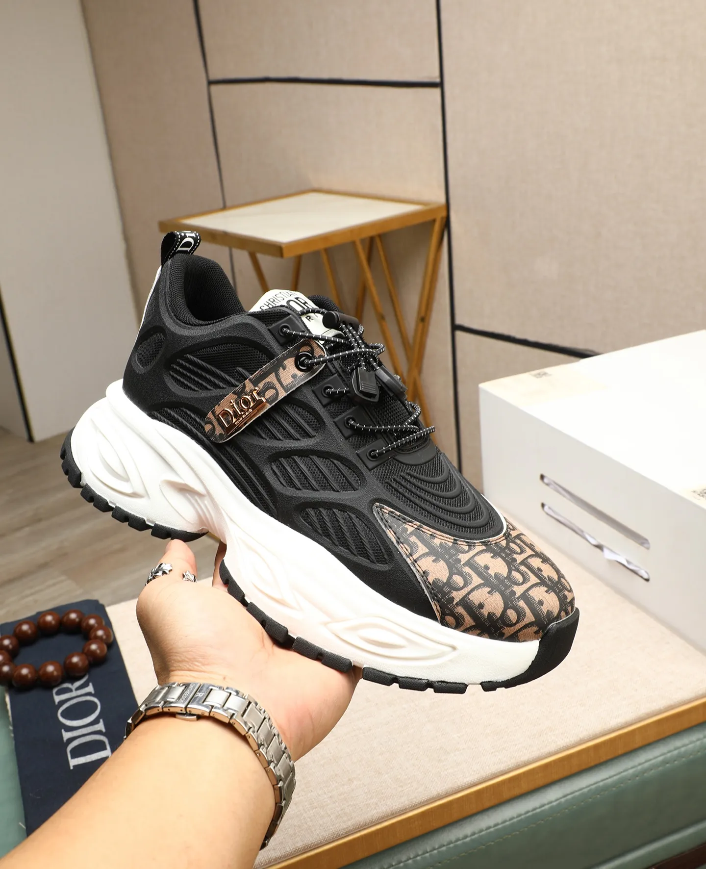 Men's men's shoes💰460 🌹🌹[Dior] 2025 latest model🙈original replica! 👟👟👟You can go to the top-notch workmanship. The upper is made of Italian 🇮🇹imported cowhide. The mesh lining is suitable for travel. The original replica outsole makes it suitable for all kinds of travel, showing low-key luxury. Let quality speak for itself. Color: Size: 38-44